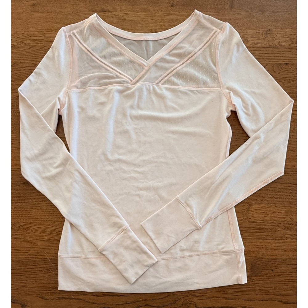 Lululemon Women's Long Sleeve‎ Athletic Top Pink Yoga Running Workout Shirt